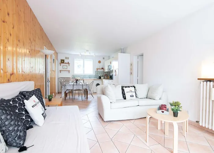 Proche Centre Saint-lary, Balcon Sud, 7-8 Pers, Parking - Fr-1-296-323 Appartement *